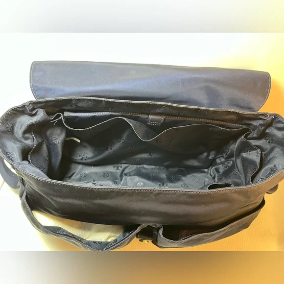 Tory Burch Crossbody Thea Nylon 
Weekender Carryall Diaper Baby Bag - Picture 15 of 15